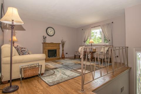424 Westover Ln, Schaumburg, IL 60193 photo 3