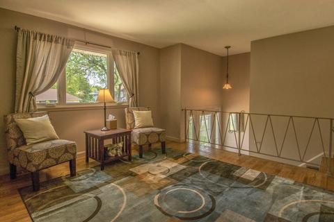 424 Westover Ln, Schaumburg, IL 60193 photo 2