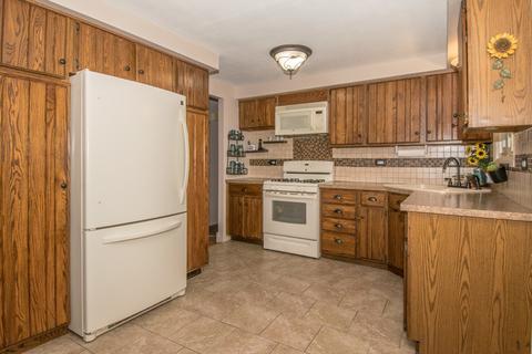 424 Westover Ln, Schaumburg, IL 60193 photo 6
