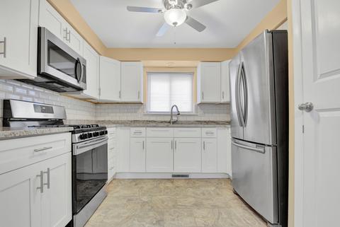 454 E 95th St, Chicago, IL 60619 photo 9