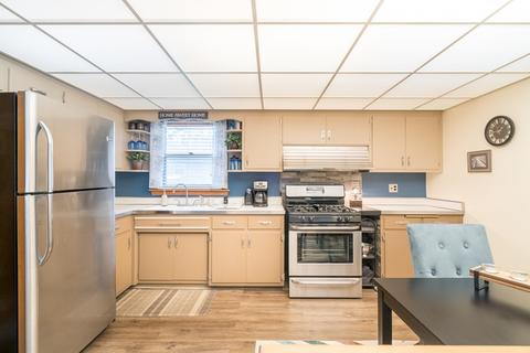 14948 Springfield Ave, Midlothian, IL 60445 photo 5