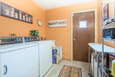 14948 Springfield Ave, Midlothian, IL 60445 photo 14