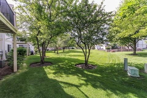 418 Cromwell Cir #4, Bartlett, IL 60103 photo 18