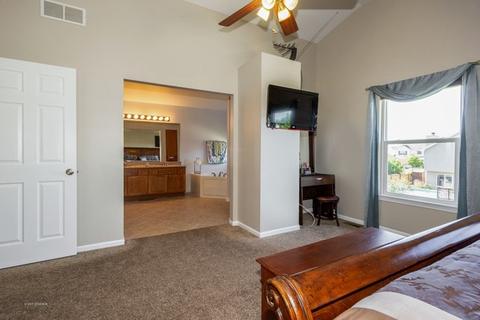 7606 Red Oak Dr, Plainfield, IL 60586 photo 8