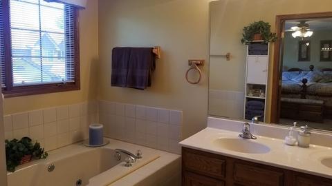 1509 Arbor Ln, Elgin, IL 60123 photo 11