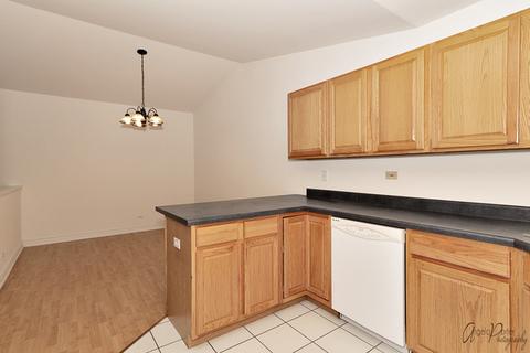 551 Sandy Ct, Harvard, IL 60033 photo 10