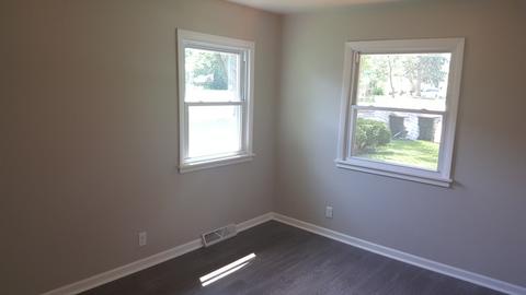 24 E Circle Dr, Montgomery, IL 60538 photo 11