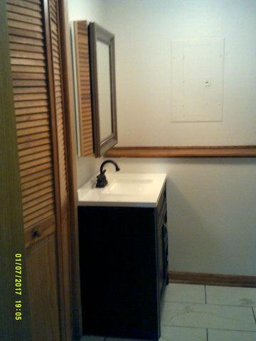 801 Shuler St, Elgin, IL 60123 photo 9