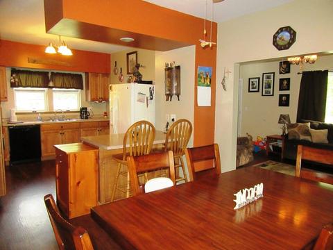 409 E Fine St, Ashkum, IL 60911 photo 9