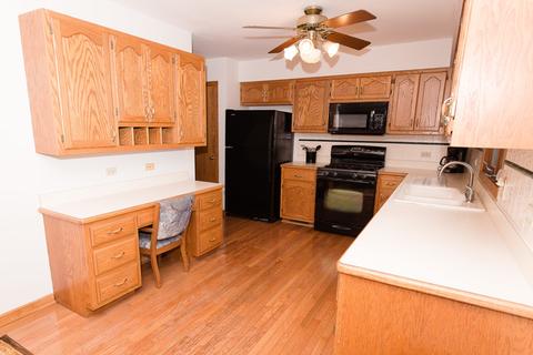 306 Calla Dr, Manhattan, IL 60442 photo 3