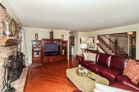 920 N Dexter Ln, Hoffman Estates, IL 60169 photo 10