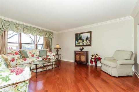 920 N Dexter Ln, Hoffman Estates, IL 60169 photo 5