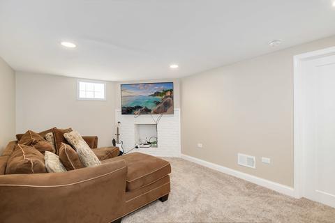 852 S Spring Rd, Elmhurst, IL 60126 photo 19