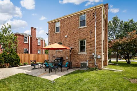 852 S Spring Rd, Elmhurst, IL 60126 photo 22