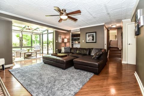 3520 Hillside Ct, Hoffman Estates, IL 60192 photo 11