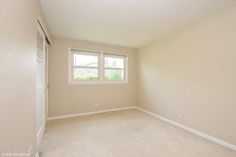 4035 Carousel Dr, Northbrook, IL 60062 photo 15