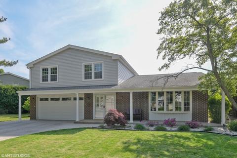 4035 Carousel Dr, Northbrook, IL 60062 photo 1