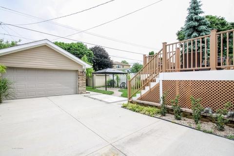 4047 Center Ave, Lyons, IL 60534 photo 2