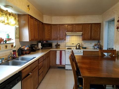 1069 Elliott Ave, Aurora, IL 60505 photo 4