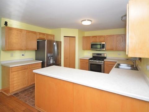 1716 Prairieside Dr, Plainfield, IL 60586 photo 8