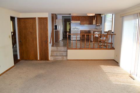 18443 Maple St, Lansing, IL 60438 photo 9