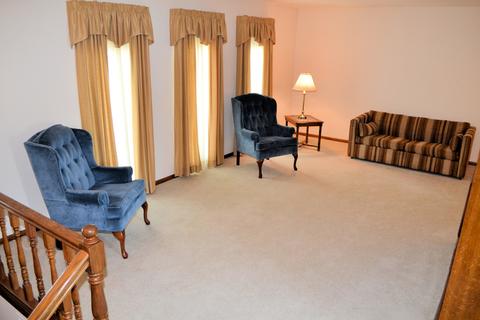 18443 Maple St, Lansing, IL 60438 photo 3