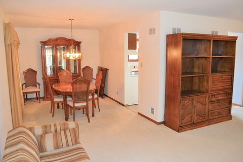 18443 Maple St, Lansing, IL 60438 photo 5
