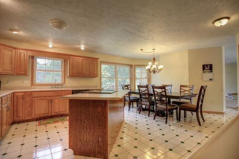 716 E Bodman St, Bement, IL 61813 photo 14