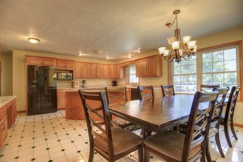 716 E Bodman St, Bement, IL 61813 photo 13