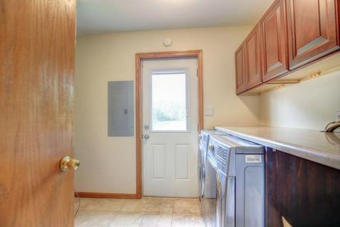 716 E Bodman St, Bement, IL 61813 photo 29