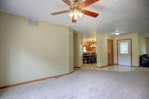 716 E Bodman St, Bement, IL 61813 photo 5
