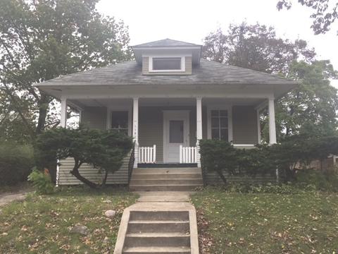 1121 Morton Ave, Elgin, IL 60120 photo 1