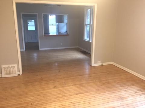 1121 Morton Ave, Elgin, IL 60120 photo 2