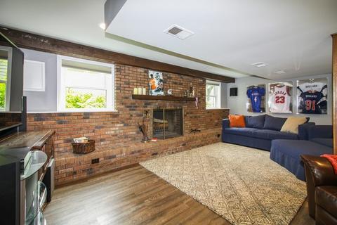 1994 Briarcliffe Blvd, Wheaton, IL 60189 photo 15