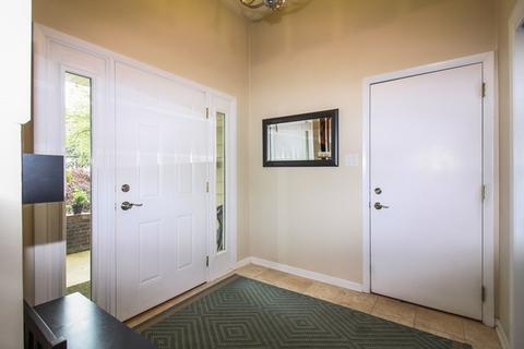 1994 Briarcliffe Blvd, Wheaton, IL 60189 photo 4