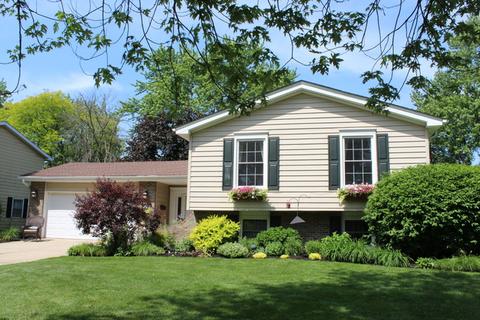 1994 Briarcliffe Blvd, Wheaton, IL 60189 photo 1