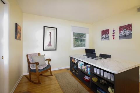 1994 Briarcliffe Blvd, Wheaton, IL 60189 photo 12