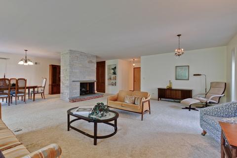 712 Warwick Rd, Deerfield, IL 60015 photo 11
