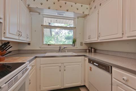 712 Warwick Rd, Deerfield, IL 60015 photo 16