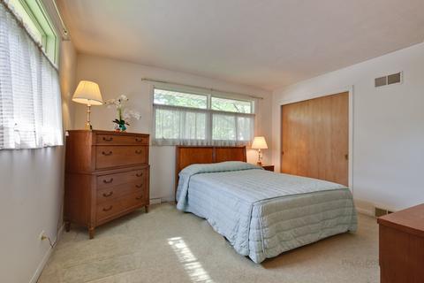 712 Warwick Rd, Deerfield, IL 60015 photo 21