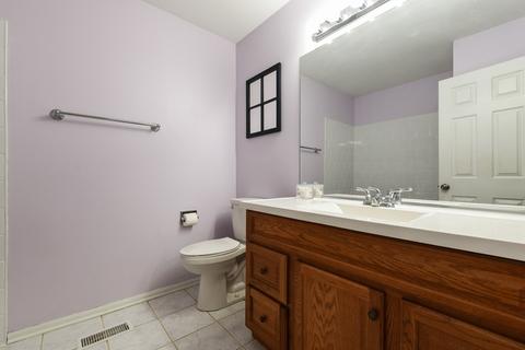 333 Sparrow Ln, Bartlett, IL 60103 photo 16