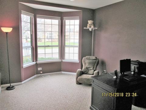 333 Sparrow Ln, Bartlett, IL 60103 photo 9