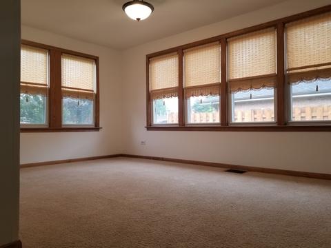 7204 S Octavia Ave, Bridgeview, IL 60455 photo 4