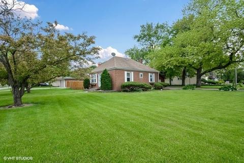 7204 S Octavia Ave, Bridgeview, IL 60455 photo 1