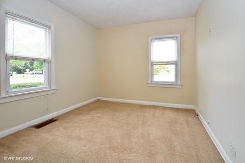 7204 S Octavia Ave, Bridgeview, IL 60455 photo 6