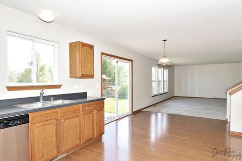 2900 Arbor Dr, Mchenry, IL 60050 photo 10