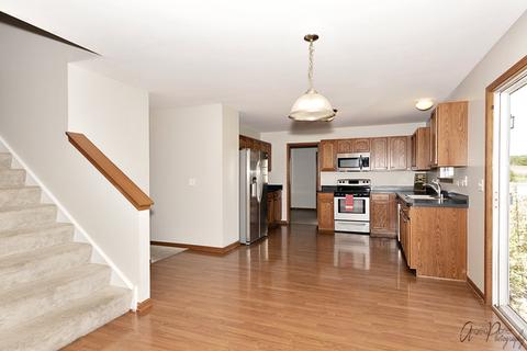 2900 Arbor Dr, Mchenry, IL 60050 photo 8
