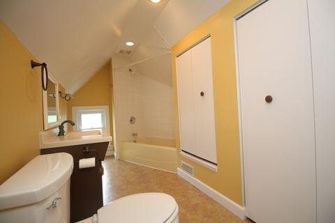 333 Wilcox Ave, Elgin, IL 60123 photo 16