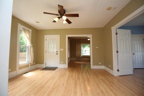 333 Wilcox Ave, Elgin, IL 60123 photo 9