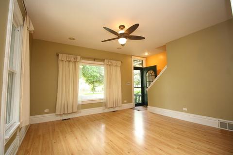 333 Wilcox Ave, Elgin, IL 60123 photo 10